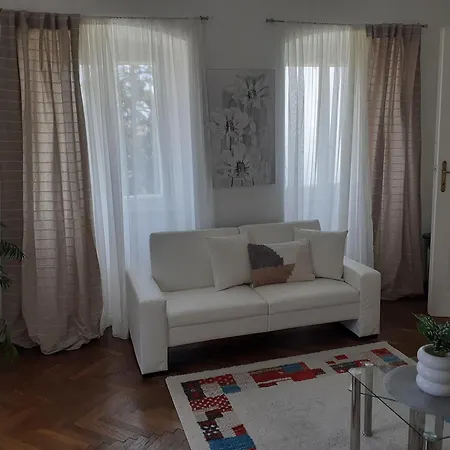 Volosko - 50m To The Sea
